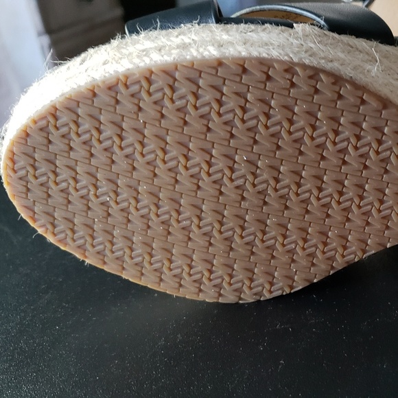 Michael Kors Platform Wedges Black Leather - Picture 2 of 4